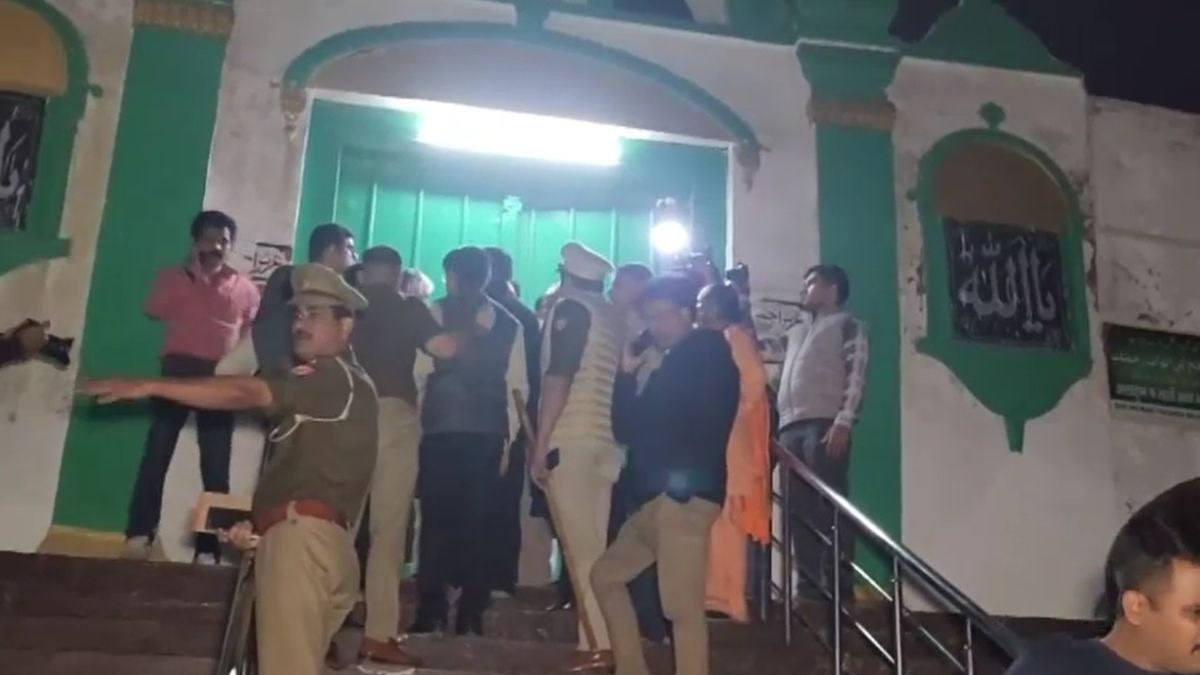 संभल जामा मस्जिद विवाद: क्या यह पहले श्री हरिहर मंदिर था?