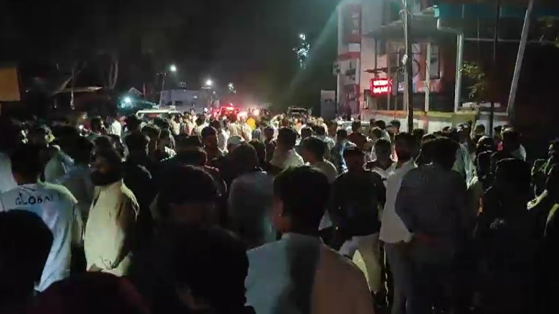 रतलाम गणेश जुलूस: पथराव से शहर में तनाव