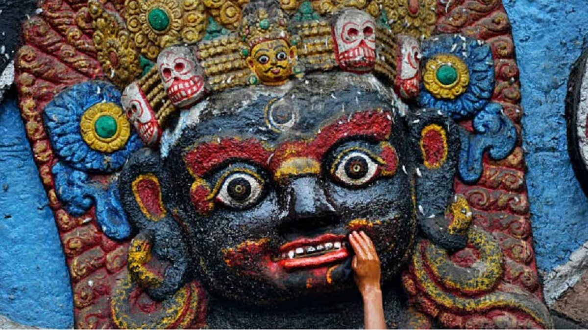 काल भैरव जयंती 2024: भय और शत्रुओं से मुक्ति का महापर्व!