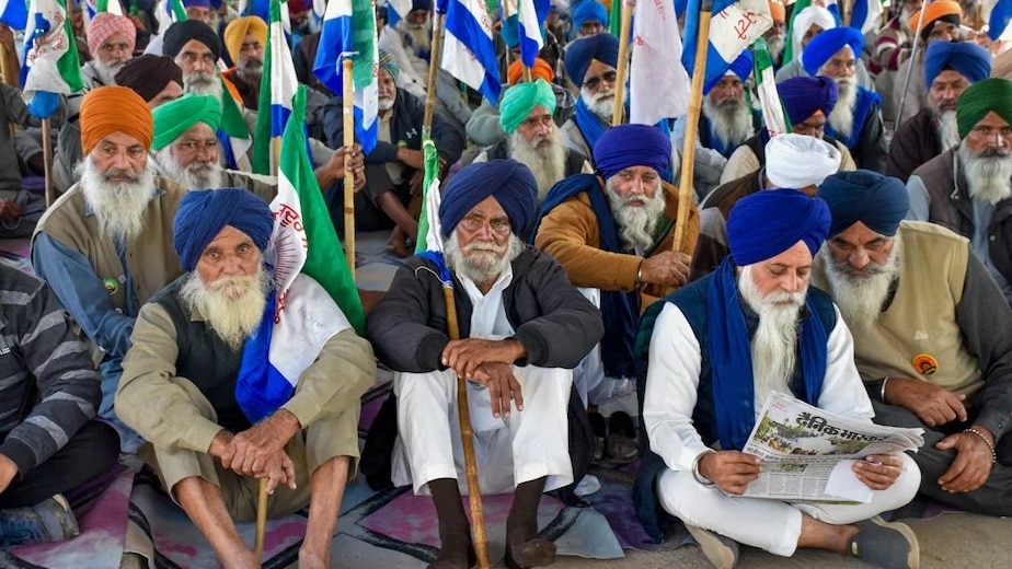 किसानों का दिल्ली कूच: 300 दिनों का संघर्ष जारी