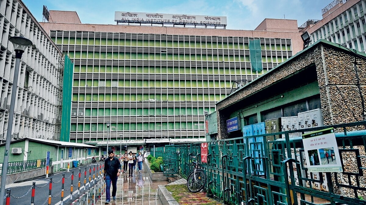 AIIMS दिल्ली में महिला गार्ड द्वारा यौन उत्पीड़न: एक चौंकाने वाला मामला