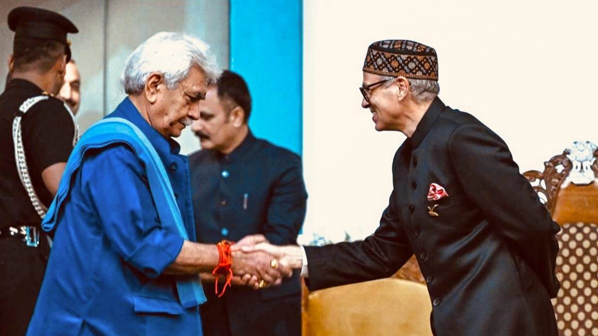 рдЬрдореНрдореВ-рдХрд╢реНрдореАрд░: рд░рд╛рдЬреНрдп рдХрд╛ рджрд░реНрдЬрд╛ рдмрд╣рд╛рд▓реА рдХреА рдорд╛рдБрдЧ рддреЗрдЬ