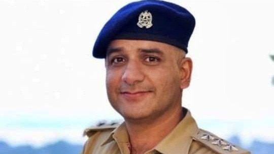 कानपुर में आईआईटी छात्रा ने ACP पर रेप का लगाया आरोप: सनसनीखेज खुलासा